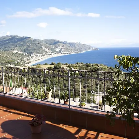 Casa Morgetia With View Apartment